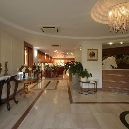 Hotel Paradiso Castellammare di Stabia Zewnętrze zdjęcie